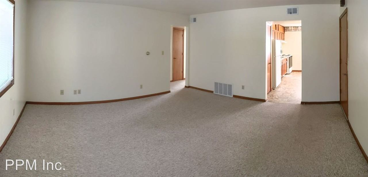 180 1st Street - Photo 3 of 10