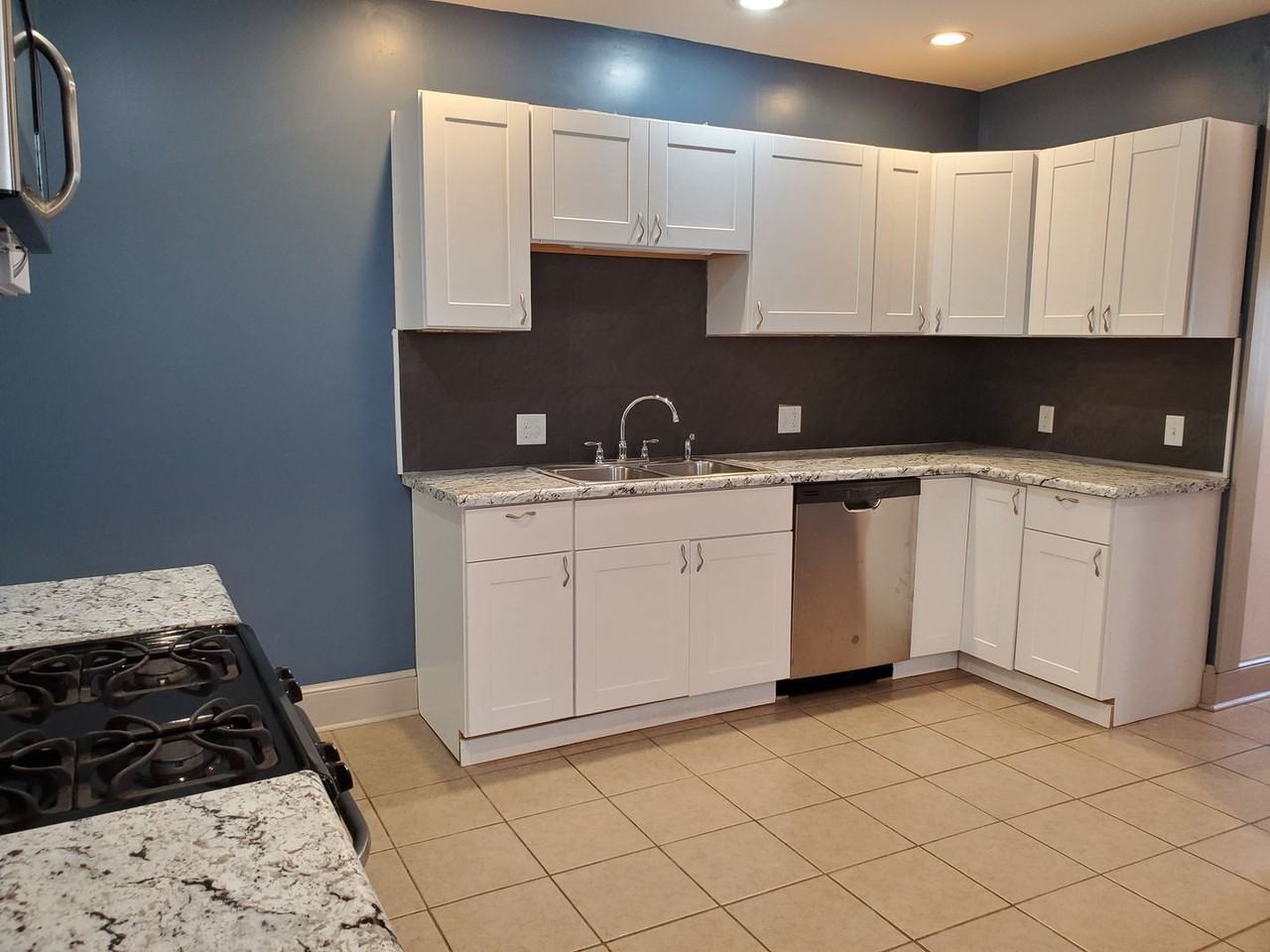 119 S. Charlotte St. - Photo 2 of 16