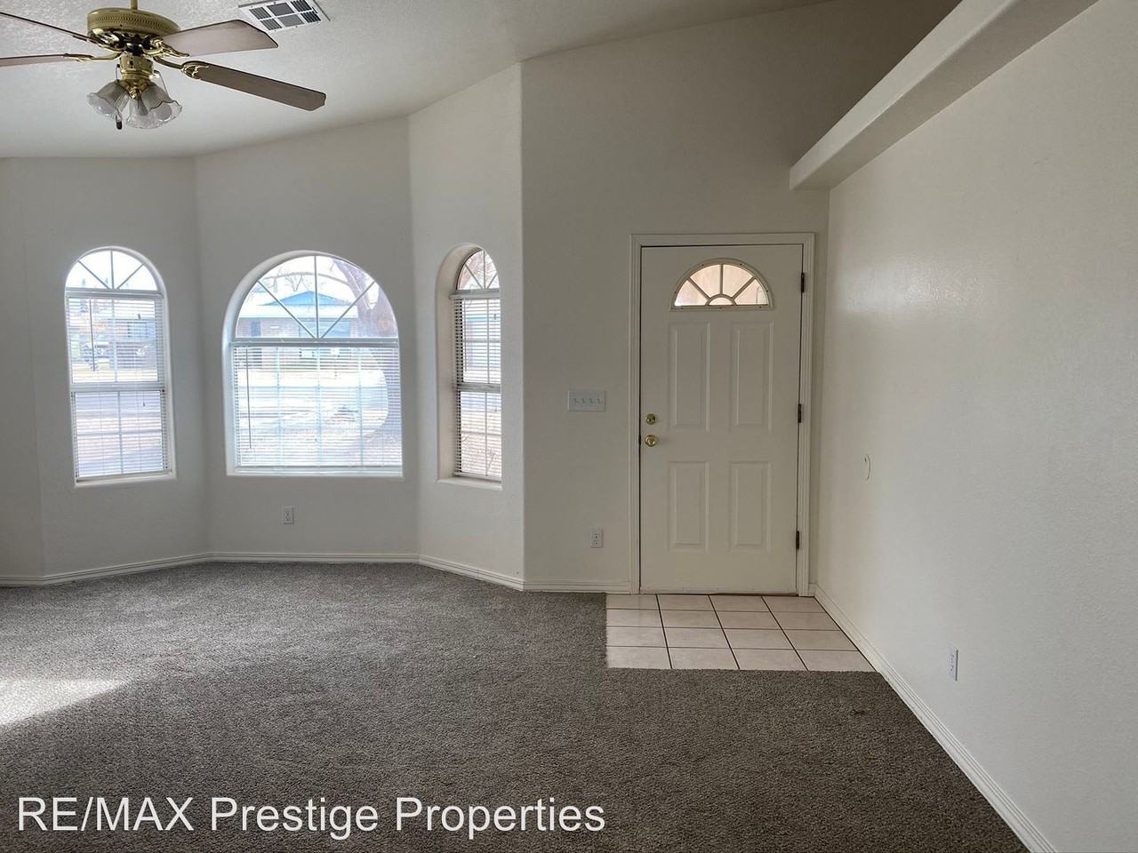 1809 Miami - Photo 2 of 6