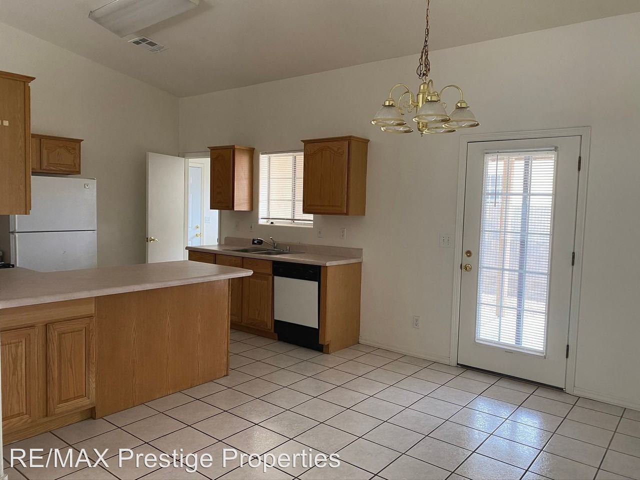 1809 Miami - Photo 3 of 6