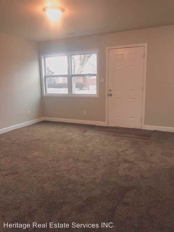 2026 Roosevelt St. - Photo 3 of 10