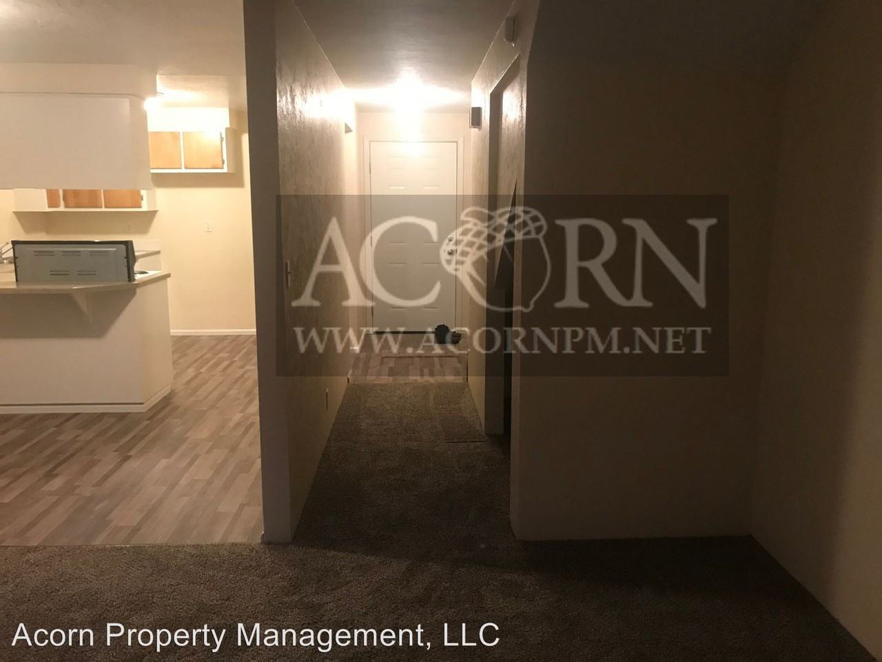 267 S 40th - Photo 3 of 10