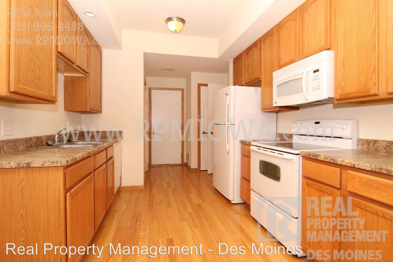 2241 Hart Ave #3 - Photo 3 of 12