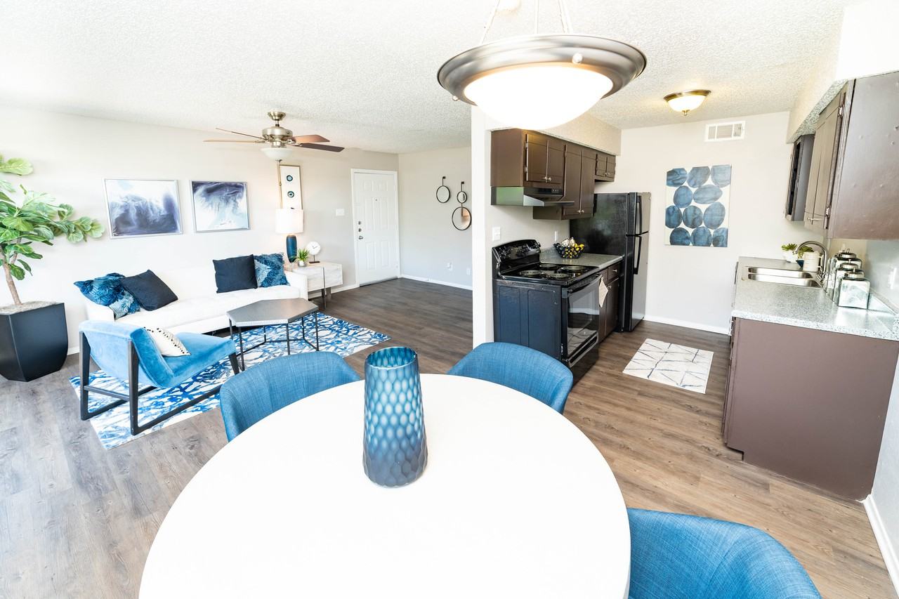 z-121020-Stone Ridge - Photo 3 of 12