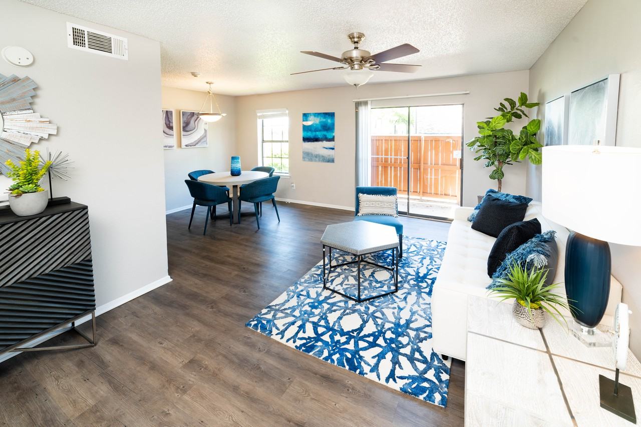 z-121020-Stone Ridge - Photo 2 of 12