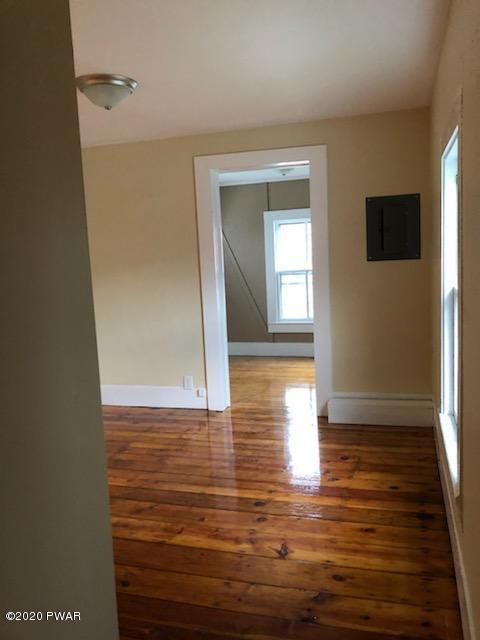 107 E Ann Apt. 3 St - Photo 3 of 14