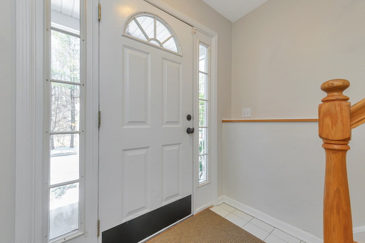 16 Joanne Drive #2a - Photo 2 of 20
