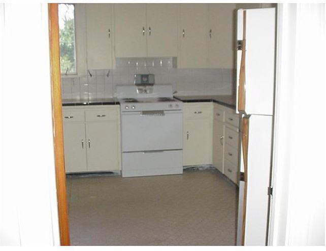1374 Elk Avenue - Photo 3 of 5