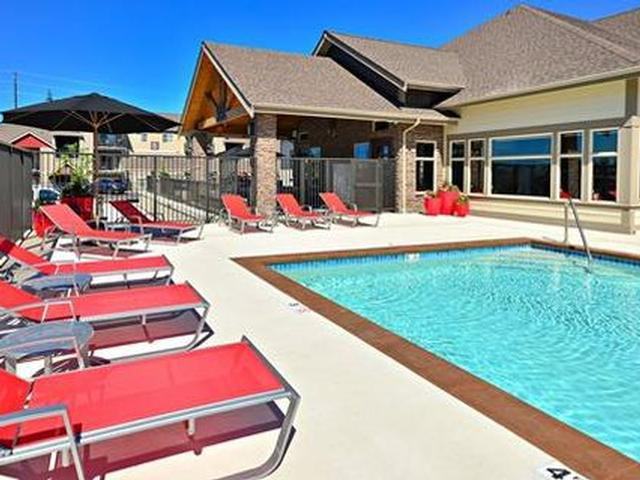 10304 20th St E - Photo 6 of 24