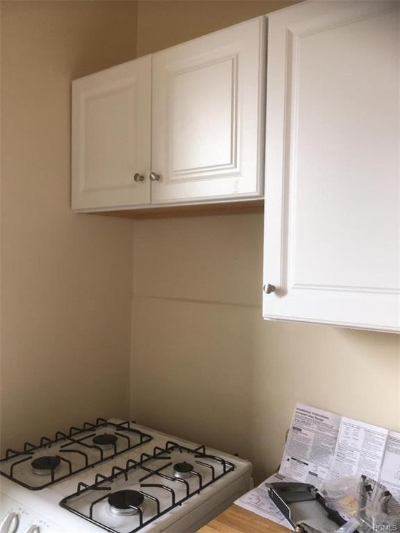 8 #6 Franklin Avenue - Photo 3 of 6