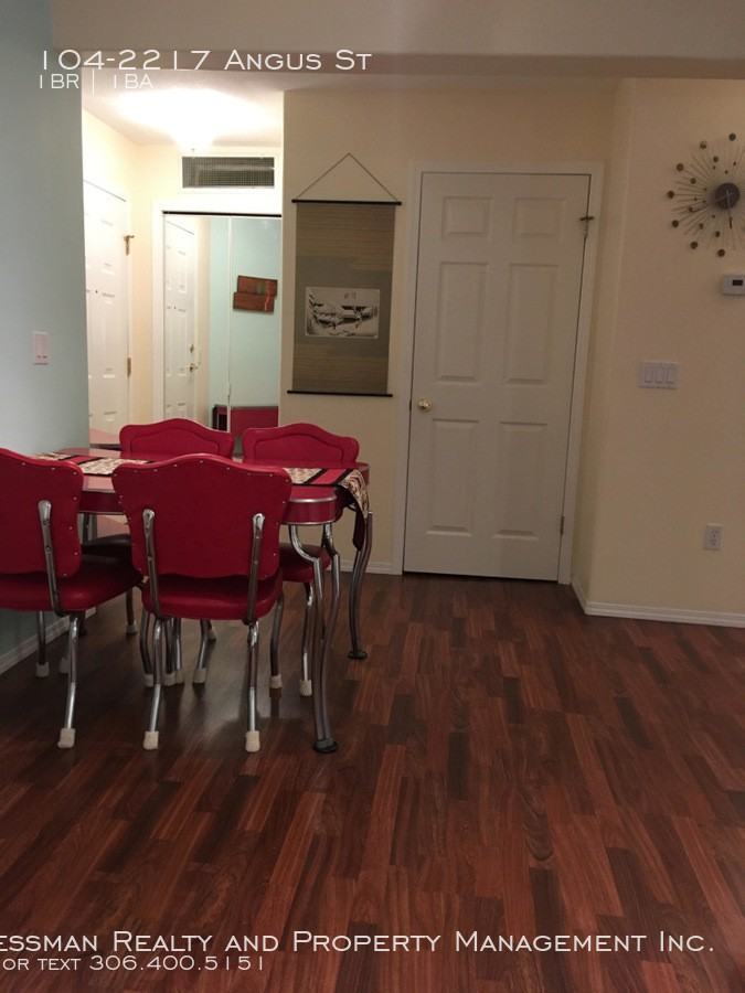 2217 Angus St - Photo 3 of 8
