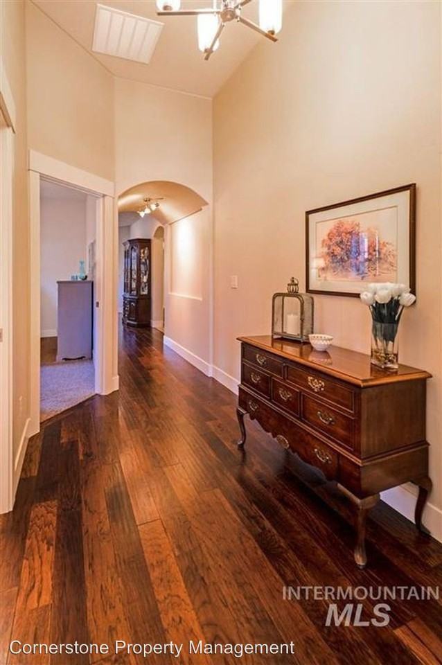 11311 W Bakula Dr - Photo 2 of 28