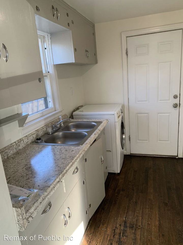 444 Alma Ave - Photo 3 of 11