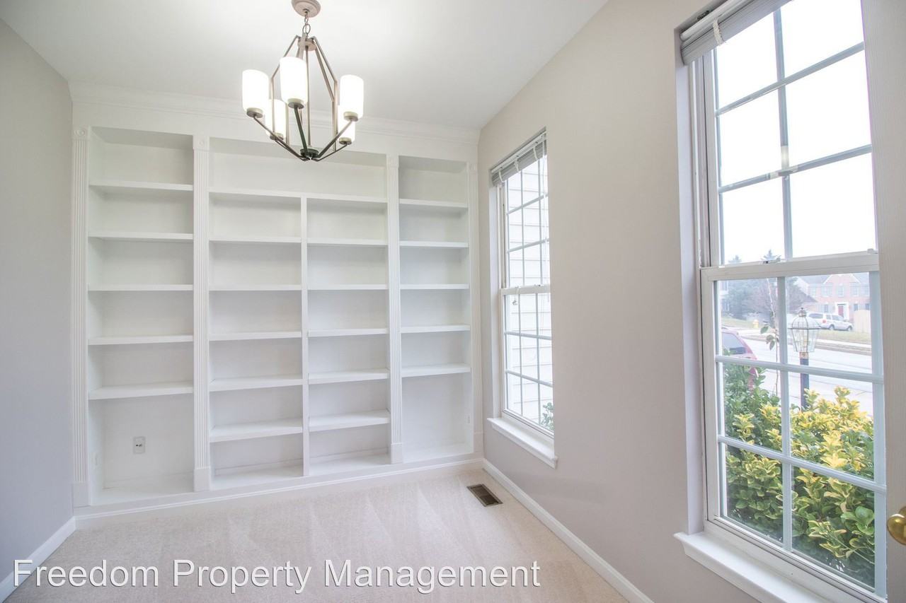 13550 Shardlow Ct - Photo 3 of 32