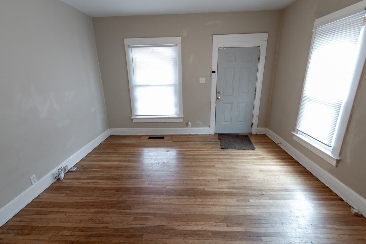 1344-1346 Dearborn - Photo 2 of 25