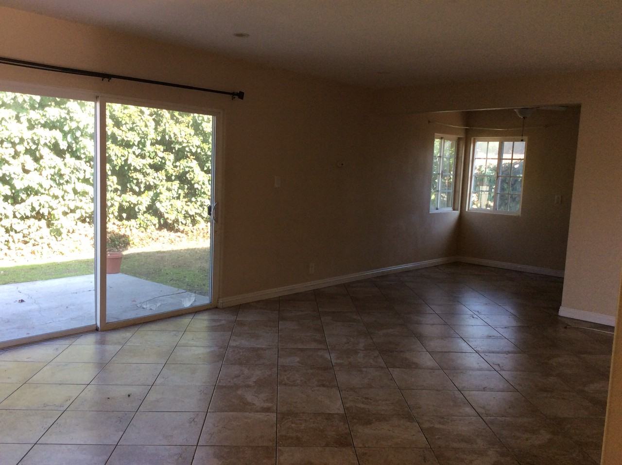 16917 Lawnwood St - Photo 3 of 11