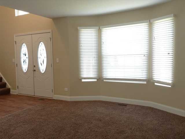 637 Kingsbrooke Crossing - Photo 2 of 19