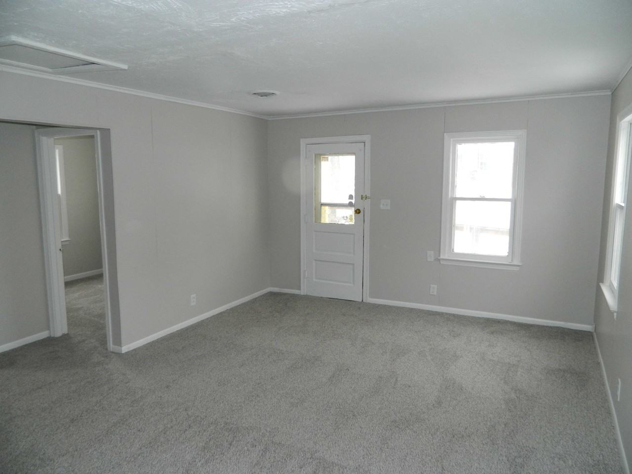 1710 E 21st St - Photo 2 of 11