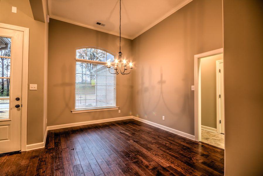 7949 Country Lake Dr - Photo 2 of 24