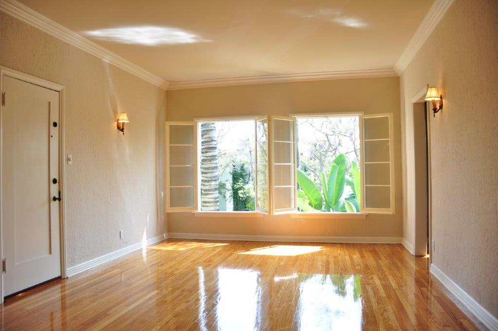 N. Sycamore Ave. & Rosewood Ave. - Photo 6 of 33