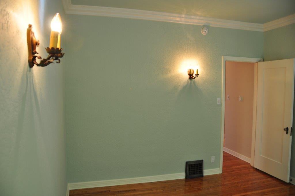 N. Sycamore Ave. & Rosewood Ave. - Photo 7 of 33