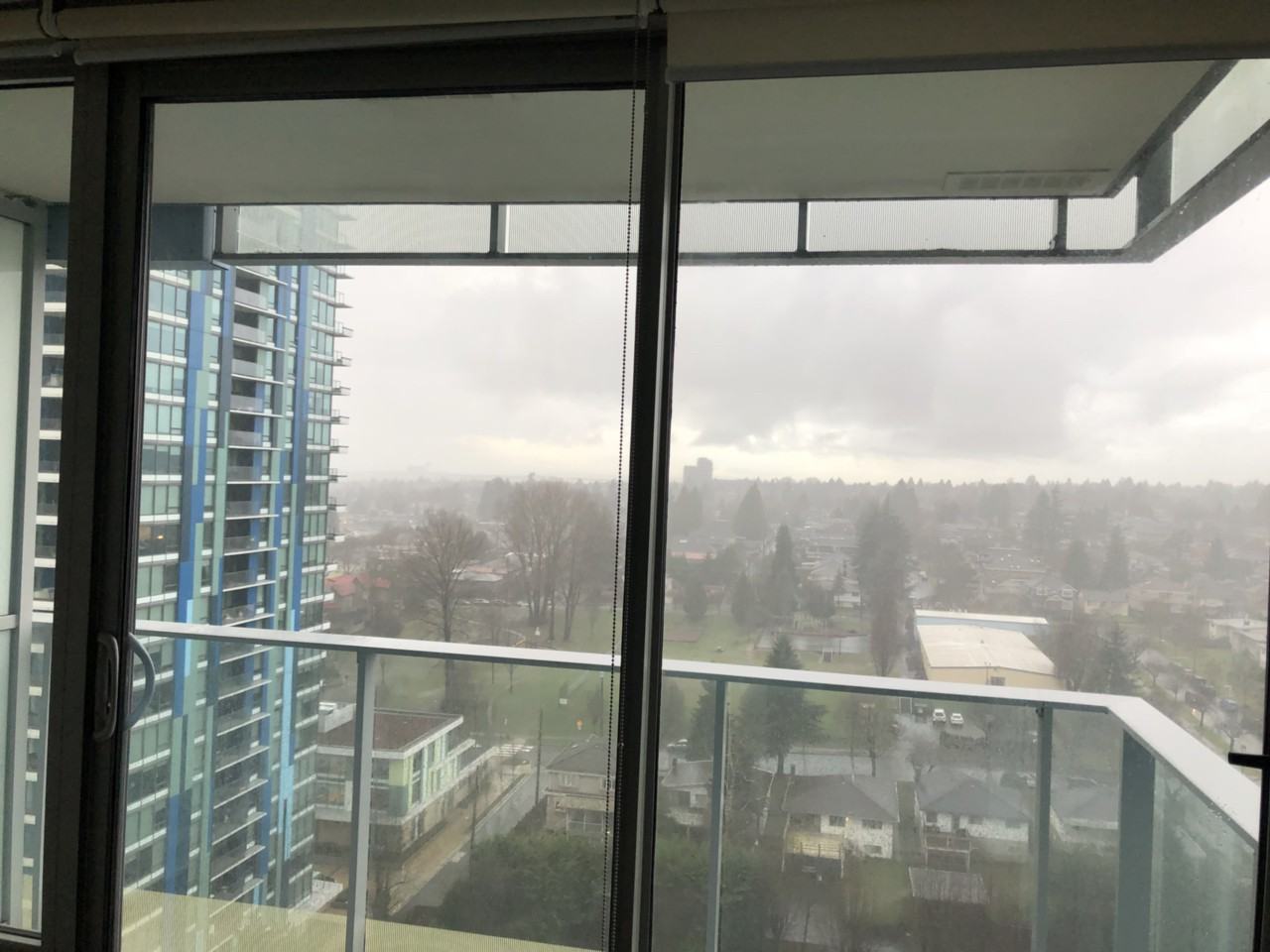 491 SW Marine Dr - Photo 2 of 11