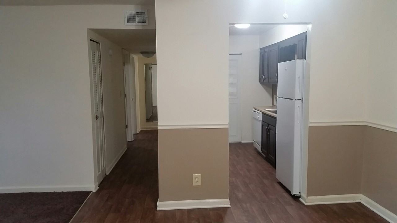 6600 Outer Loop - Photo 2 of 14