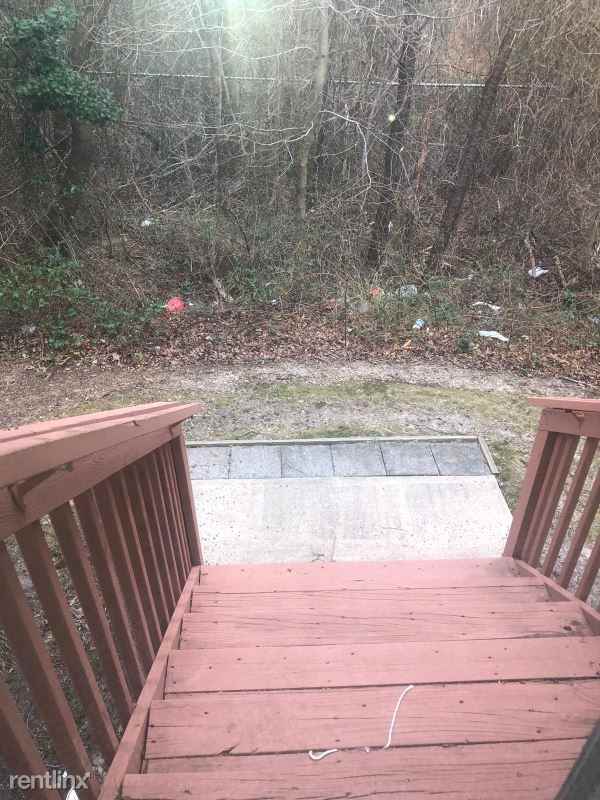 28 Esplanade Way - Photo 3 of 15