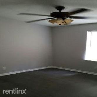 7900 Lawrence Road 265 - Photo 3 of 4