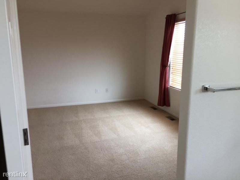 7209 Scamp Ct - Photo 2 of 14