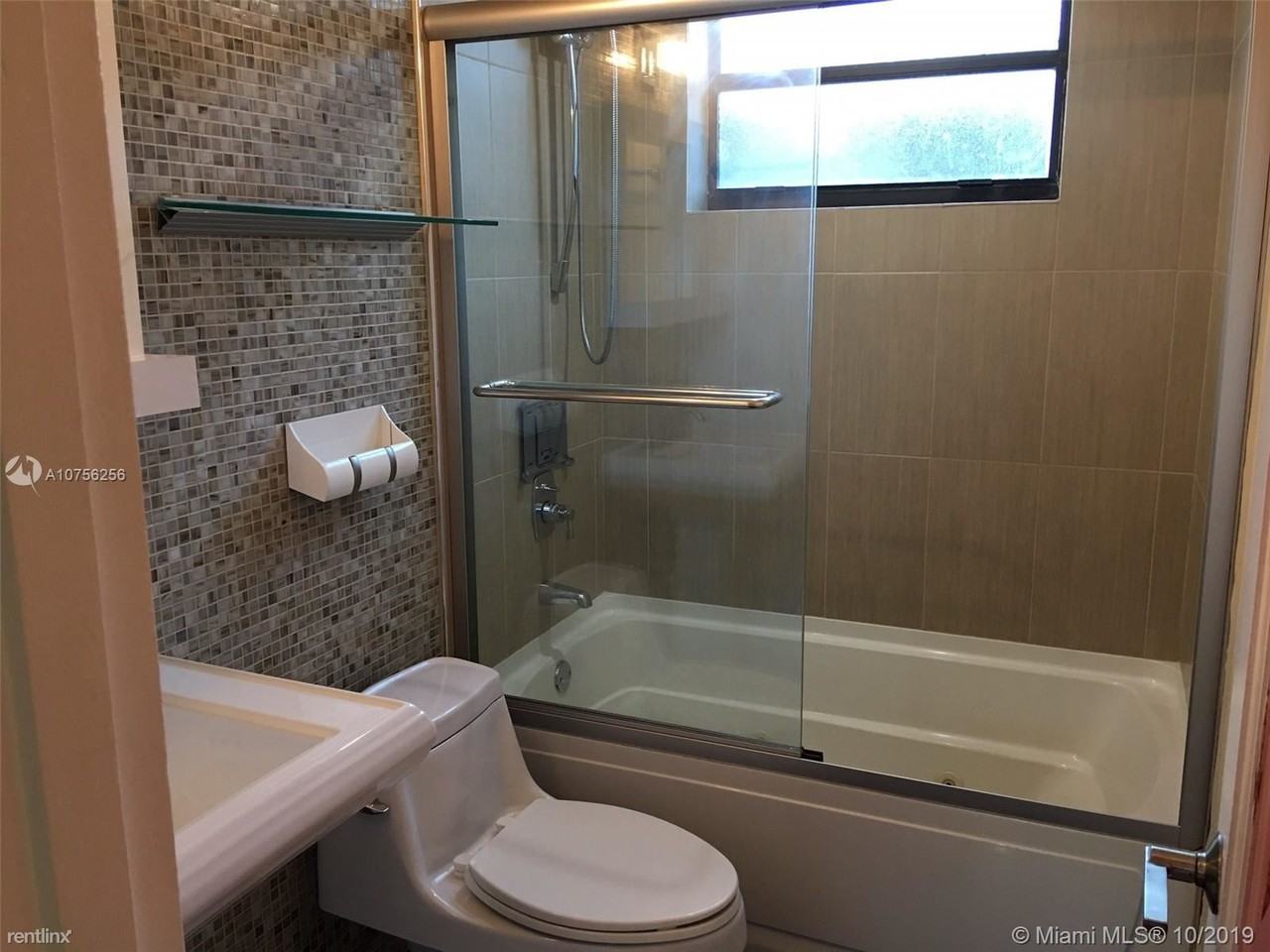 3100 Carter St - Photo 2 of 13