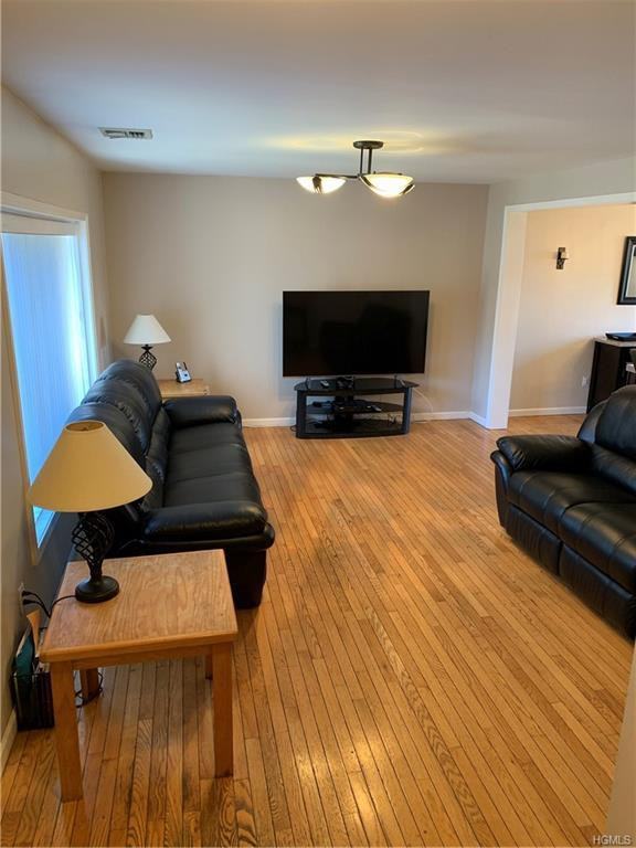 13 Melucci Court - Photo 3 of 22
