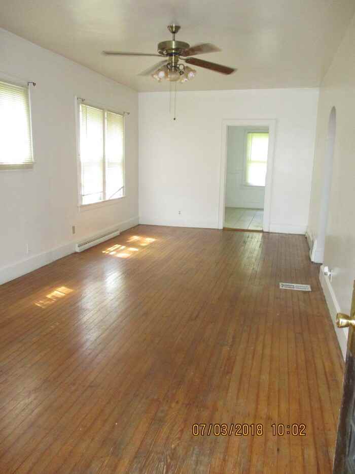 1921 Bellemeade Avenue - Photo 3 of 8