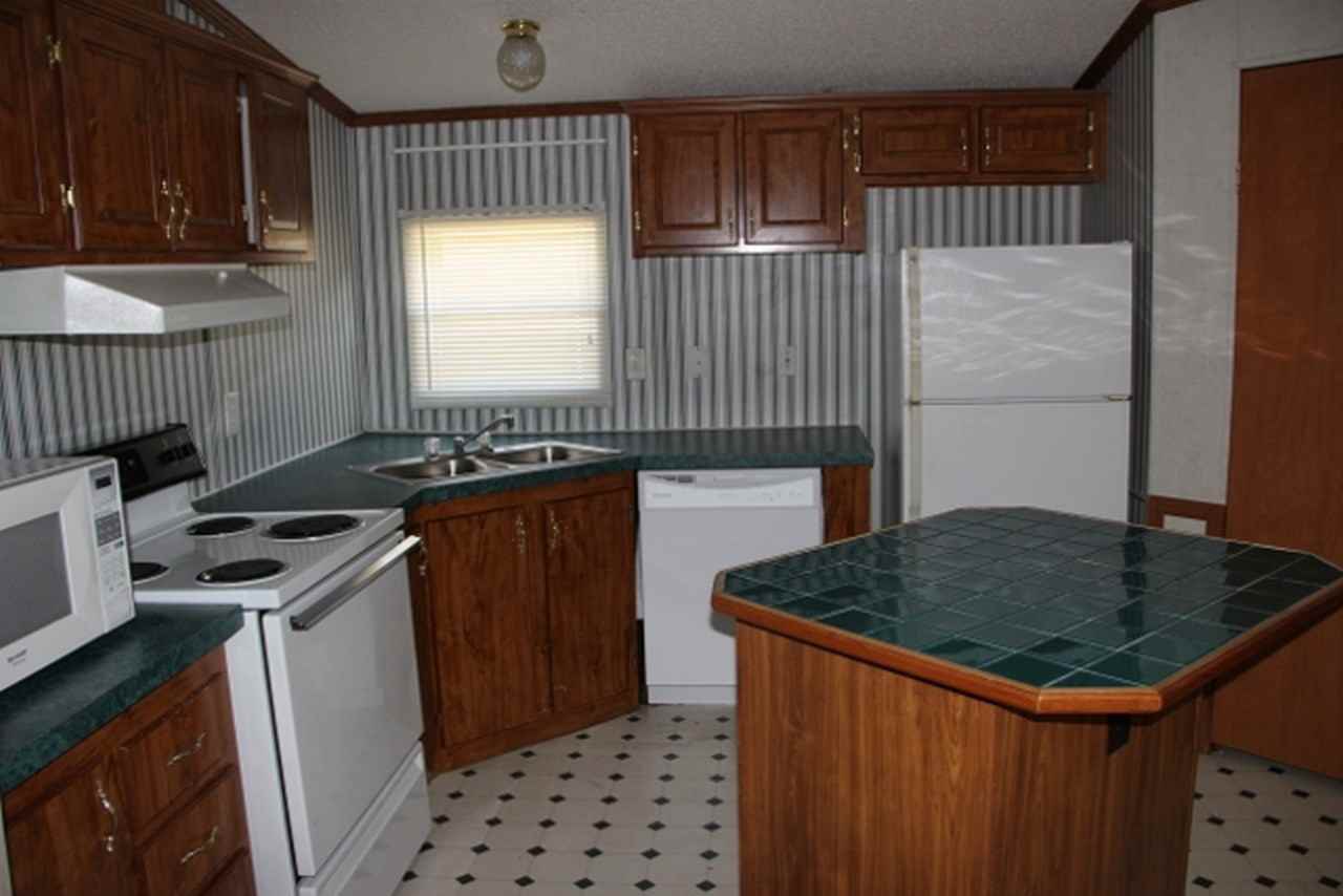 64069 Mangano Rd - Photo 3 of 11