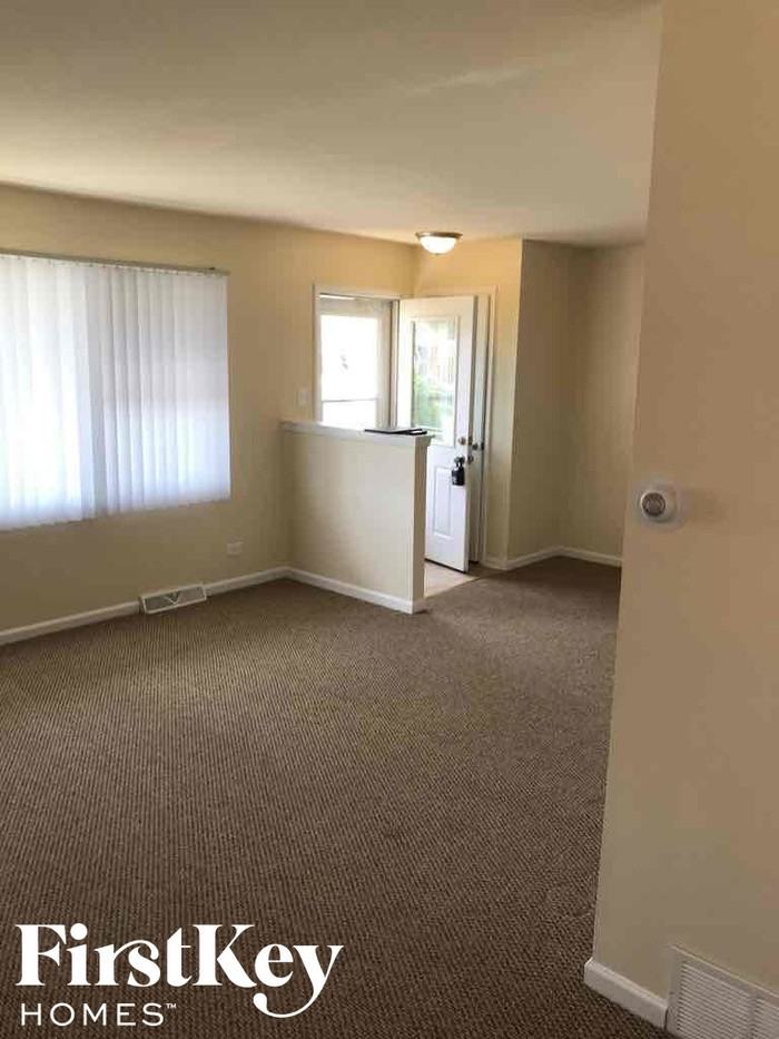 18013 Olympia Drive - Photo 2 of 11