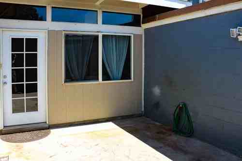 1911 Alvarado Dr Ne #3B - Photo 3 of 23