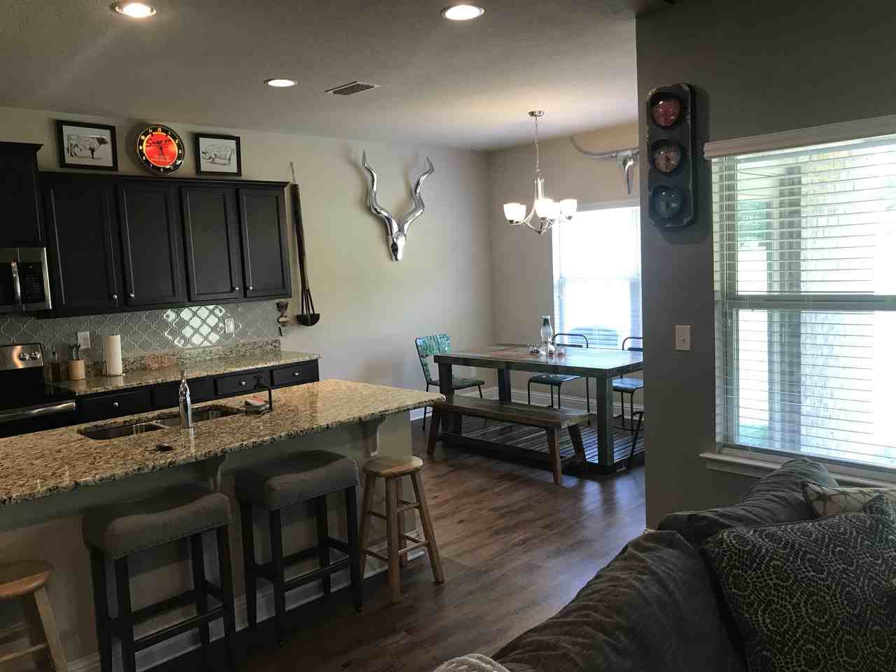 7500 Clairmont Dr N - Photo 3 of 27