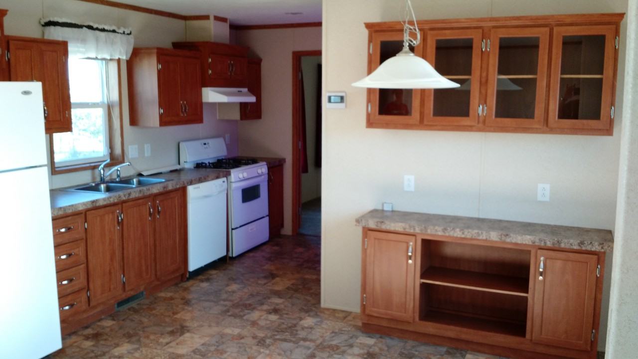 1514 49th St W - Photo 2 of 8