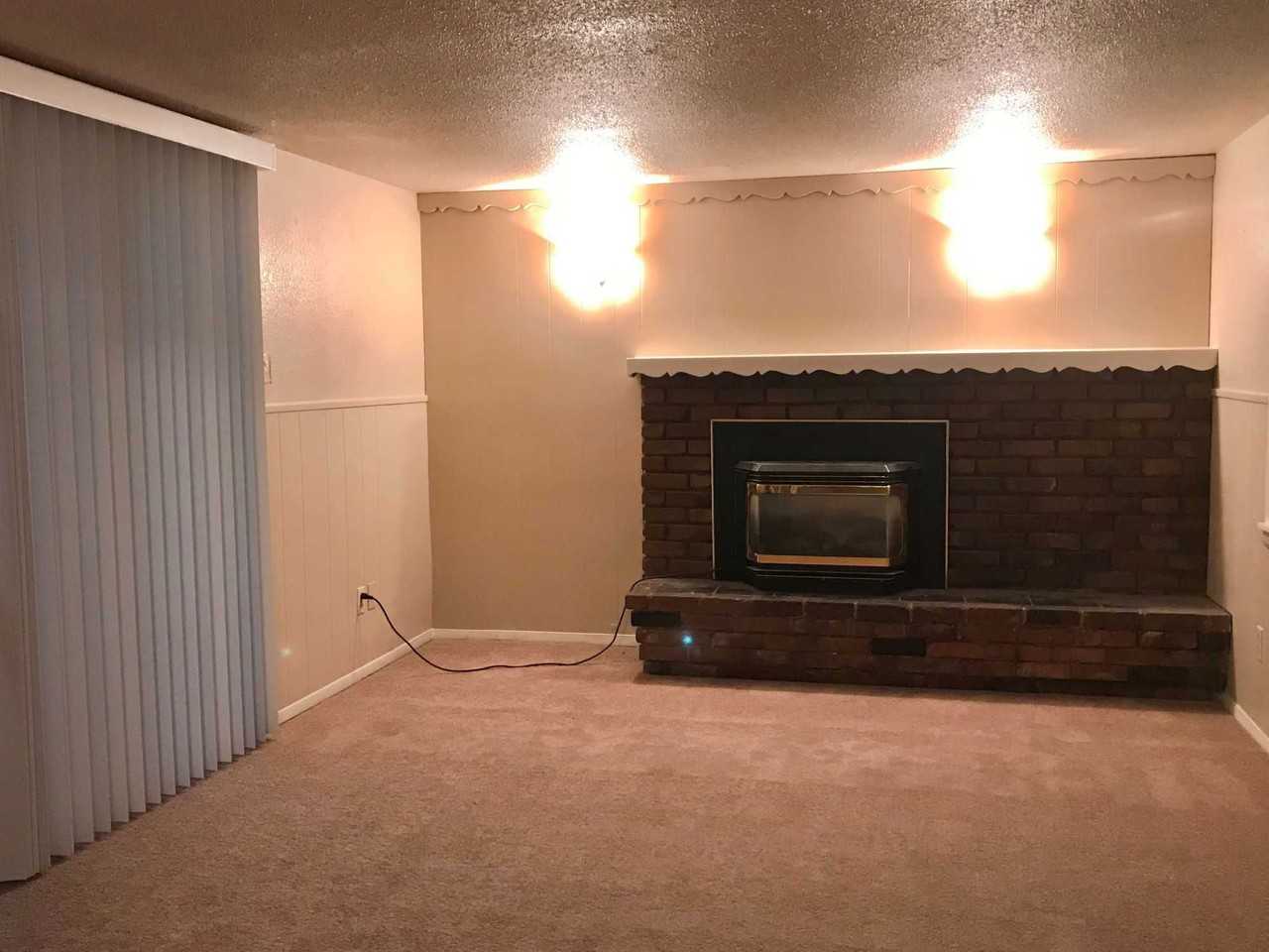 1905 Dogwood Dr Se - Photo 2 of 10