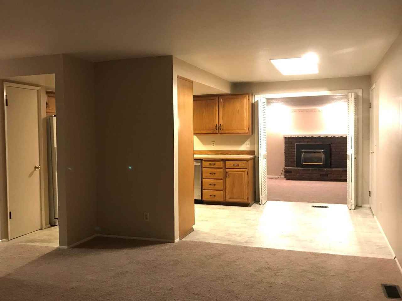 1905 Dogwood Dr Se - Photo 3 of 10