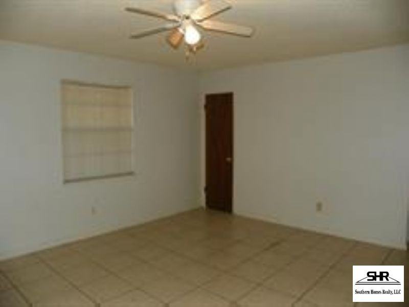 5088 Yacht Harbor - Photo 2 of 3