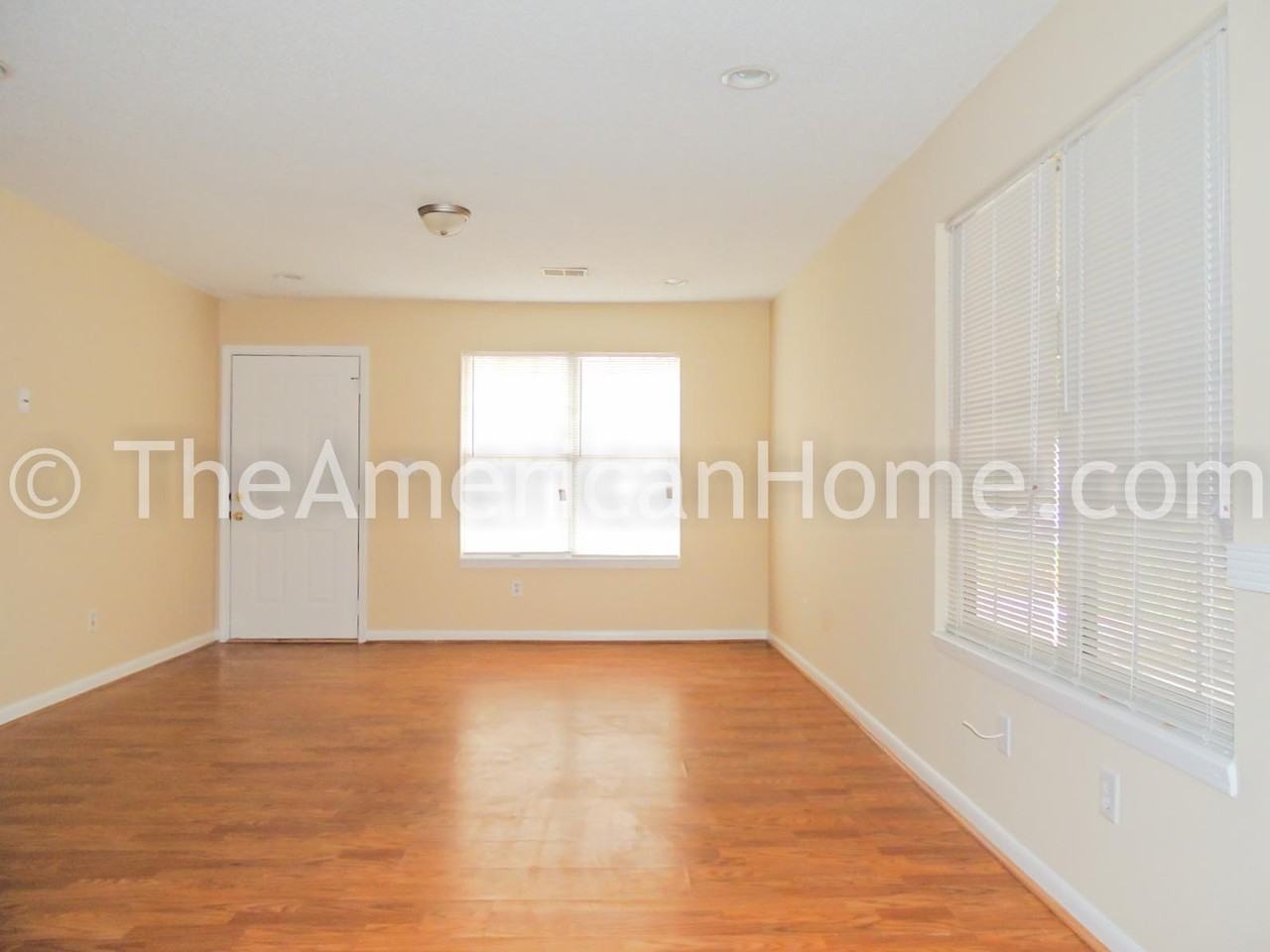 117 Whispering Pine Ln - Photo 2 of 20