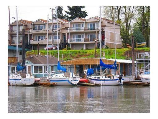 158 NE Bridgeton Rd - Photo 3 of 38