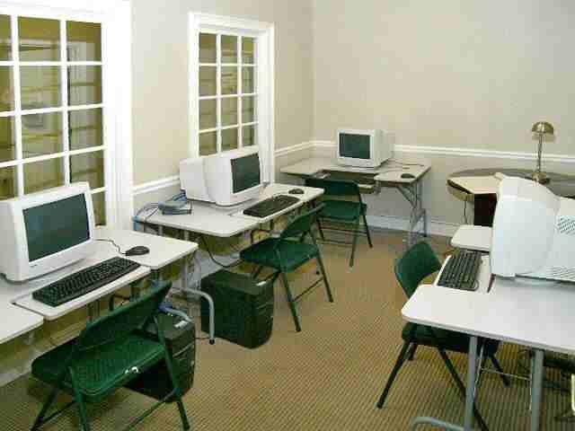 Oaks at Brandlewood - Photo 2 of 9