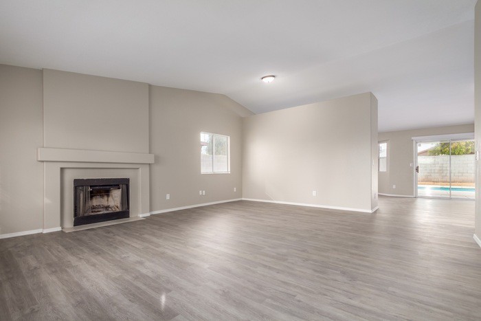 4447 North 87th Avenue - Photo 3 of 15