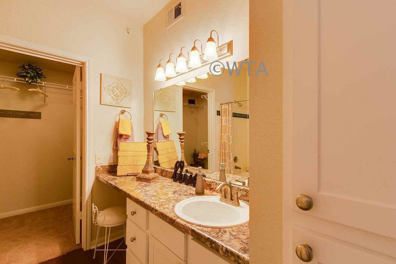 Huebner, San Antonio, TX 78230 3 Bedroom Apartment for Rent PadMapper