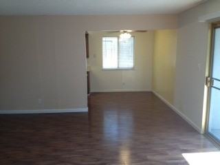 547 Morse Ave - Photo 3 of 9