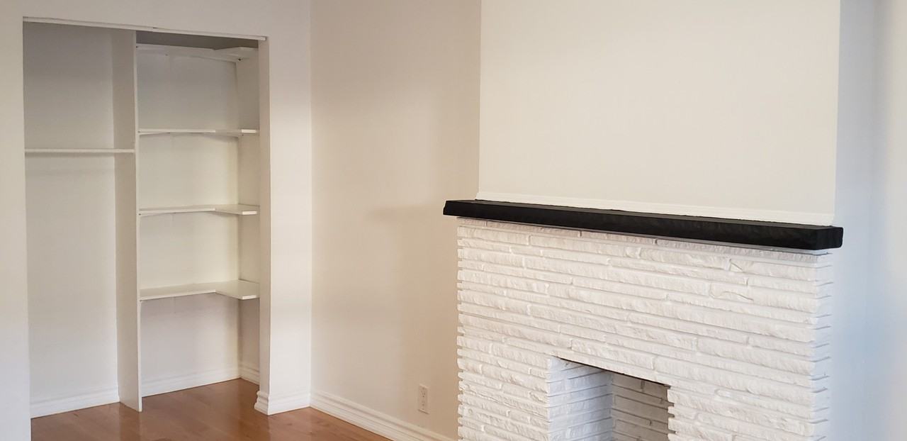 96 Uxbridge Avenue - Photo 4 of 27