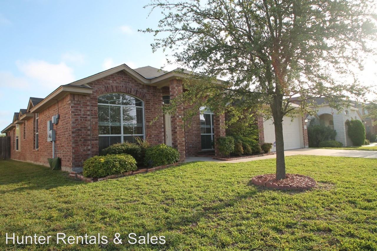 239 Scarlet Lane - Photo 2 of 23