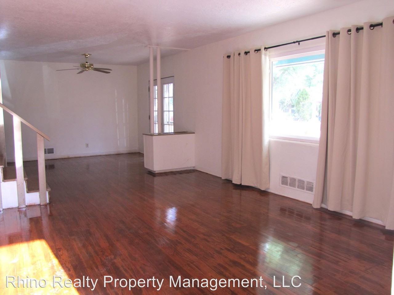 1207 Silver Ave. Sw Main House - Photo 3 of 22